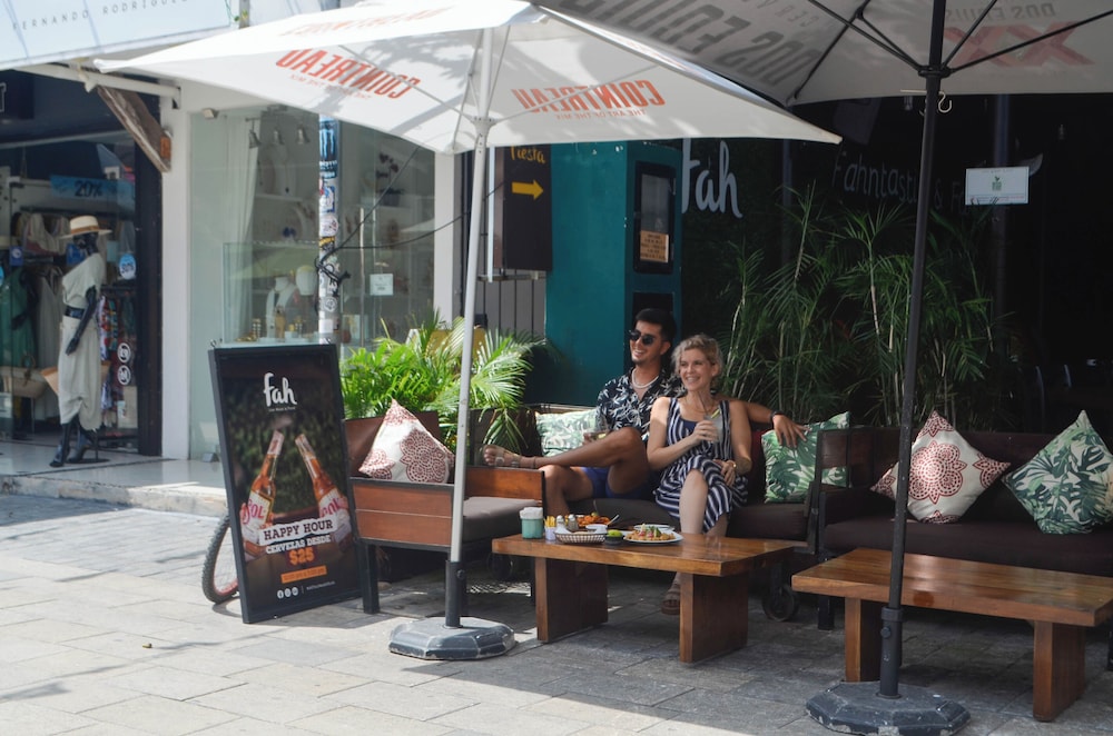 Siesta Fiesta Hotel 10/51