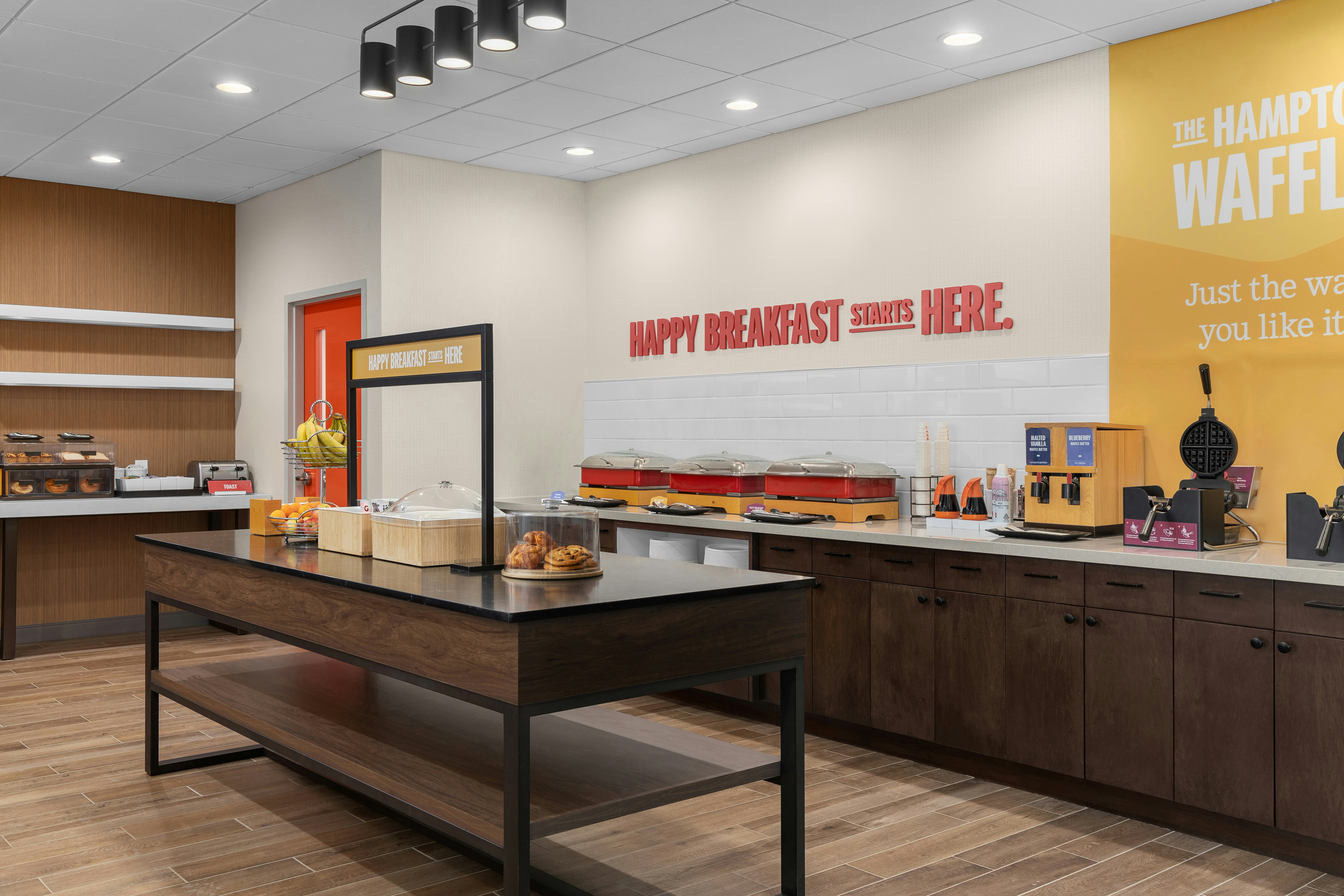 Hampton Inn & Suites by Hilton Orangeville, ON 5/28