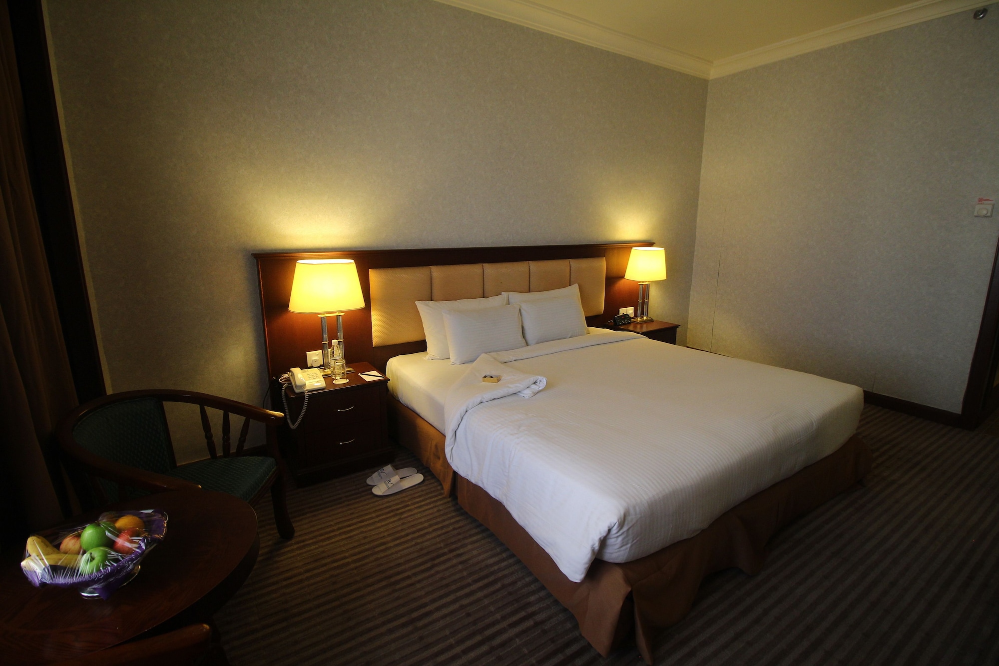 1 BEDROOM, DELUXE, DOUBLE OR TWIN BED