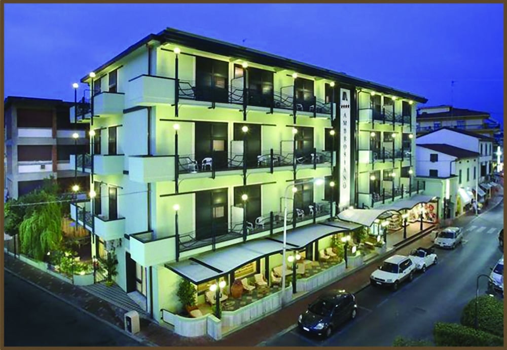 Ambrosiano Hotel 1/31