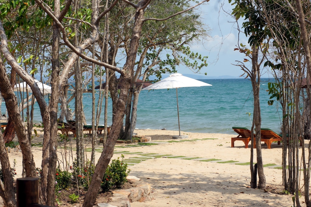Gold Sand Beach Bungalow 24/41