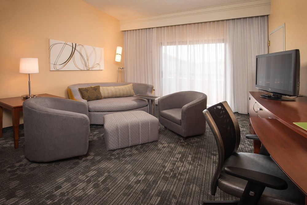 Courtyard by Marriott New Carrollton 38/45