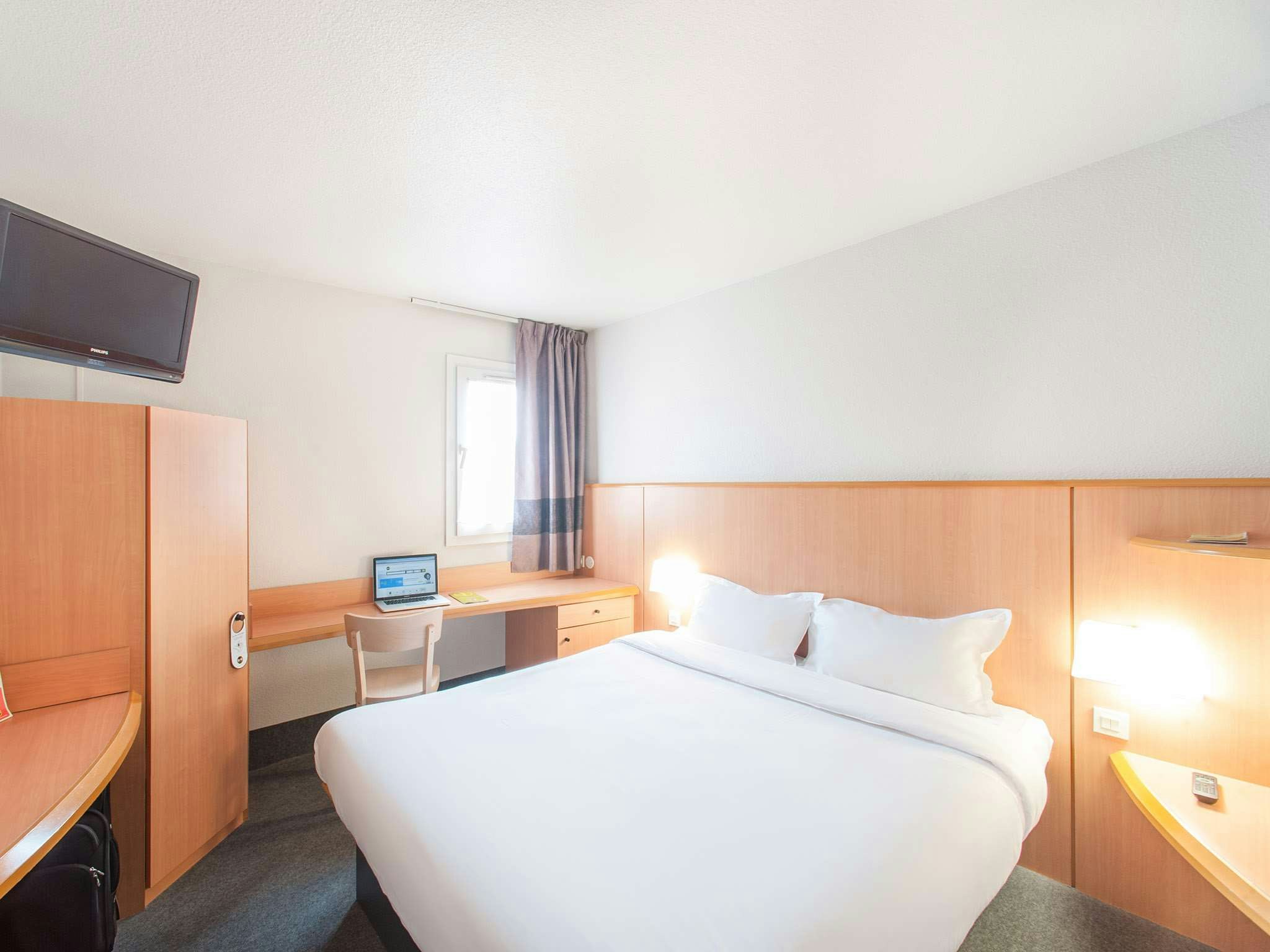 B&B Hotel Antibes Sophia Le Relais 6/20