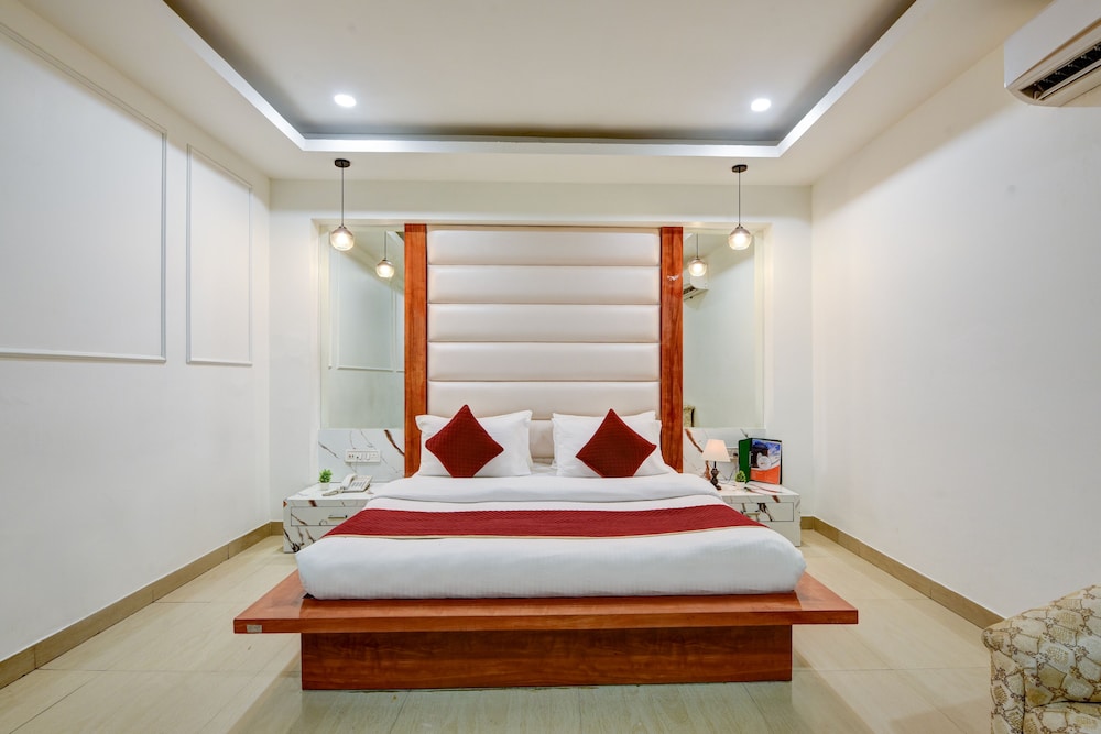 HOTEL KRISHNA DELUXE 47/70
