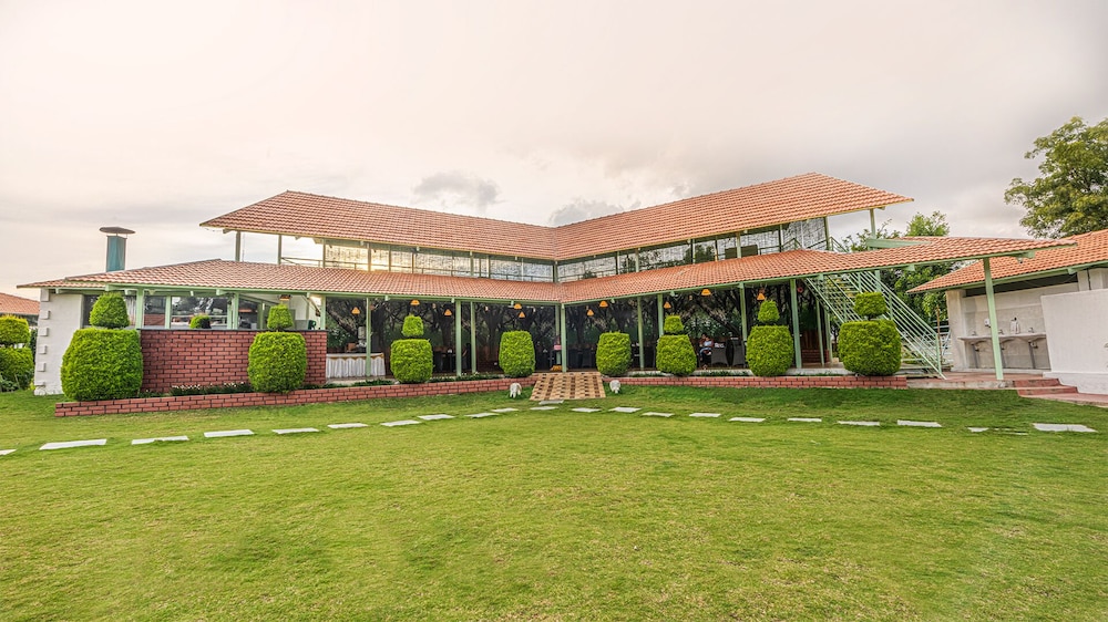 Fiestaa Resort n Events Venue 31/46