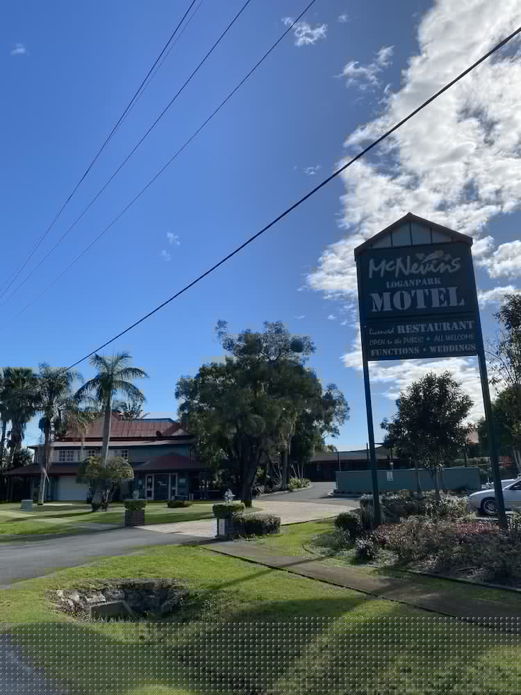 Puffers Inn Logan Motel 9/65