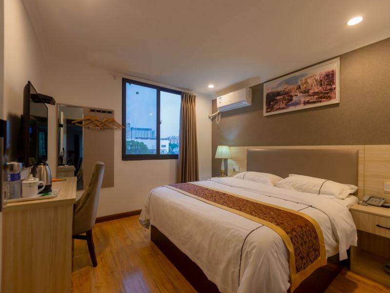 Shell Wuxi Binhu District Daoxiang New Village Hotel 10/19