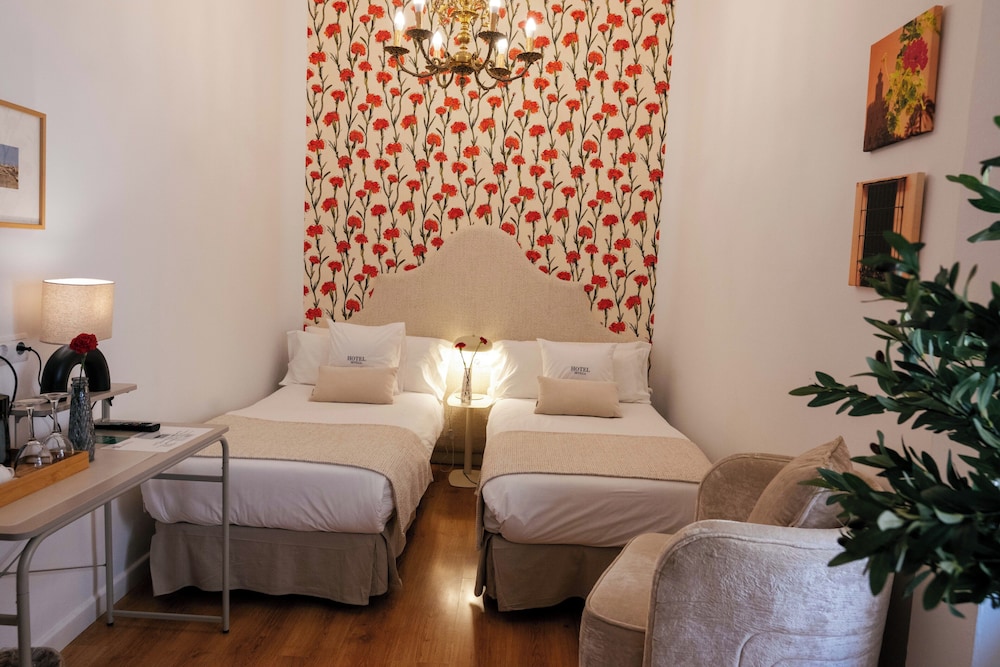 Hotel Sevilla 36/49