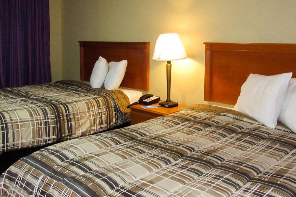 Rodeway Inn Murfreesboro Downtown photo5