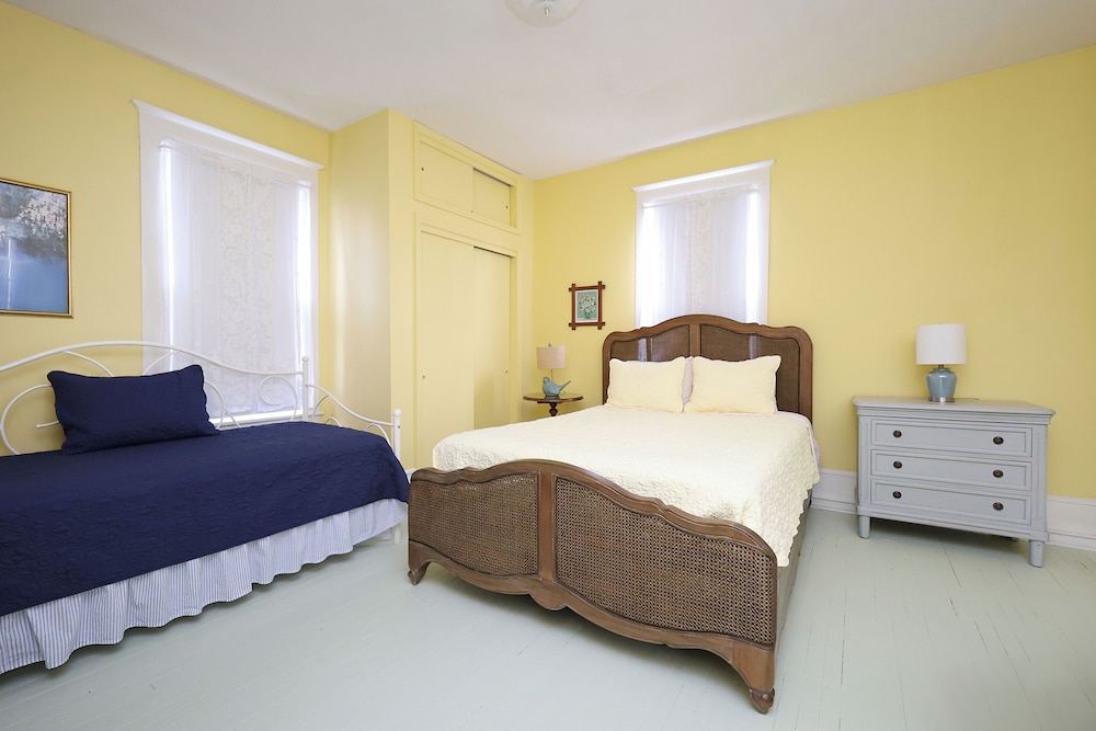 The Dailey Renewal Retreat Bed Breakfast 15/47