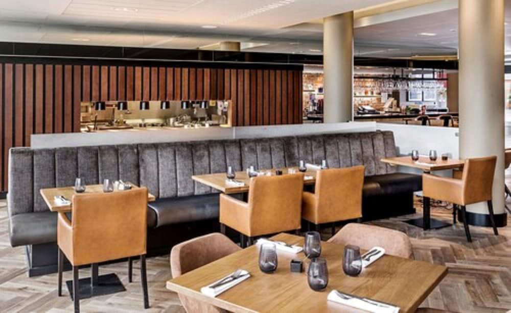 Radisson Blu Hotel London Stansted Airport 51/68