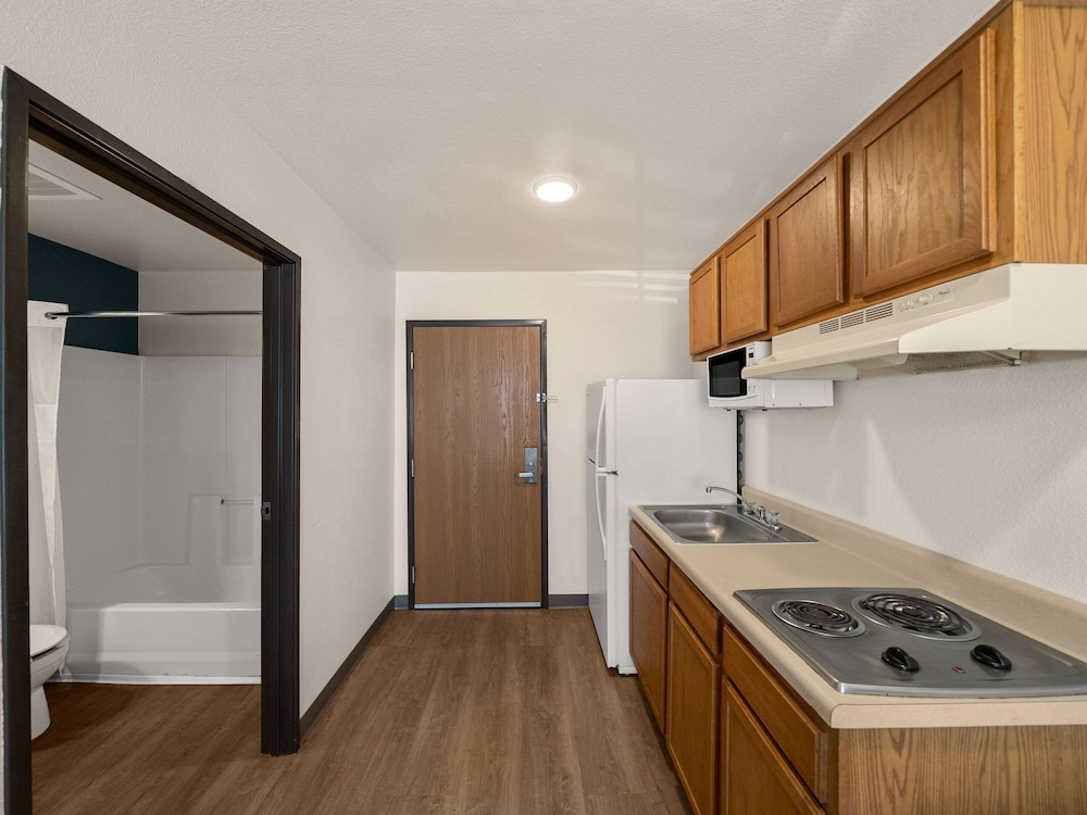 WoodSpring Suites Rockwall-East Dallas 41/43