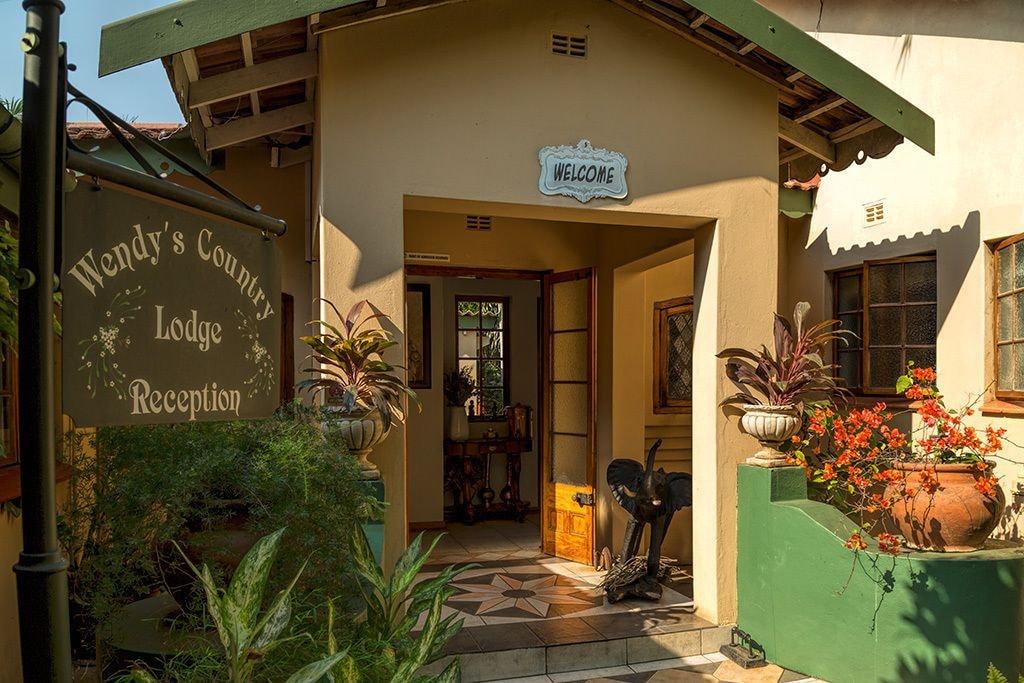 Wendy's Country Lodge (Pty) Ltd 1/50