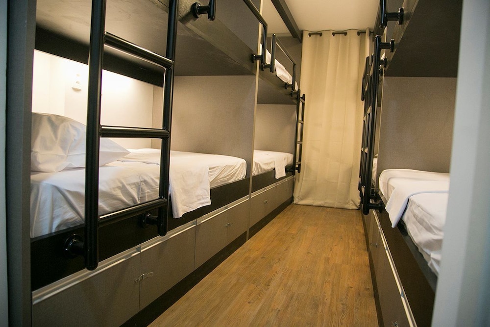 Ipanema Beach Hostel 42/64