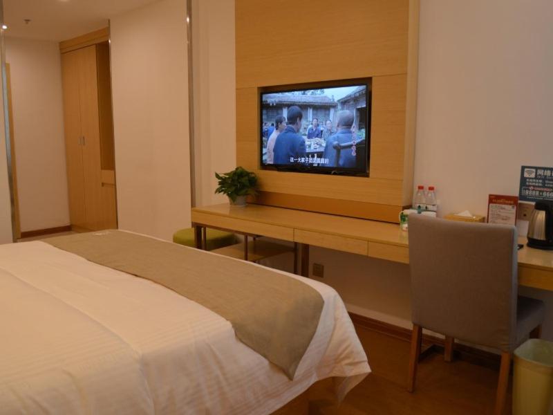 GreenTree Inn Huaian Xuyi Royal Garden Express Hotel 37/56