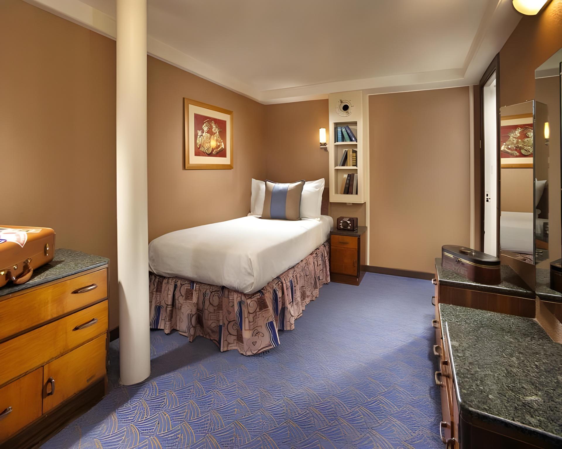 Inner, Standard, Double Bed