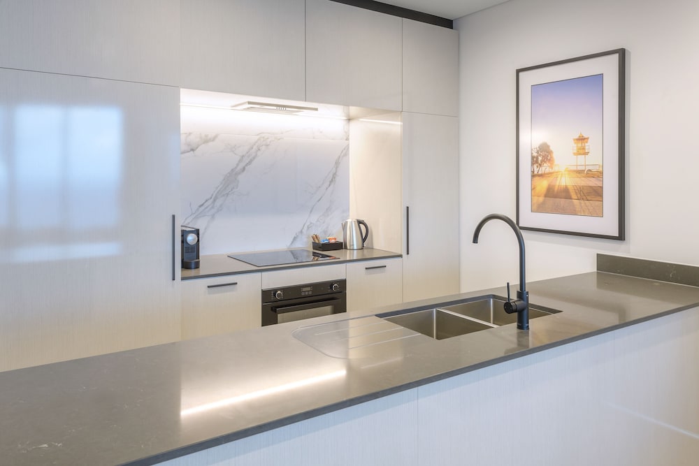 Meriton Suites Surfers Paradise 20/50