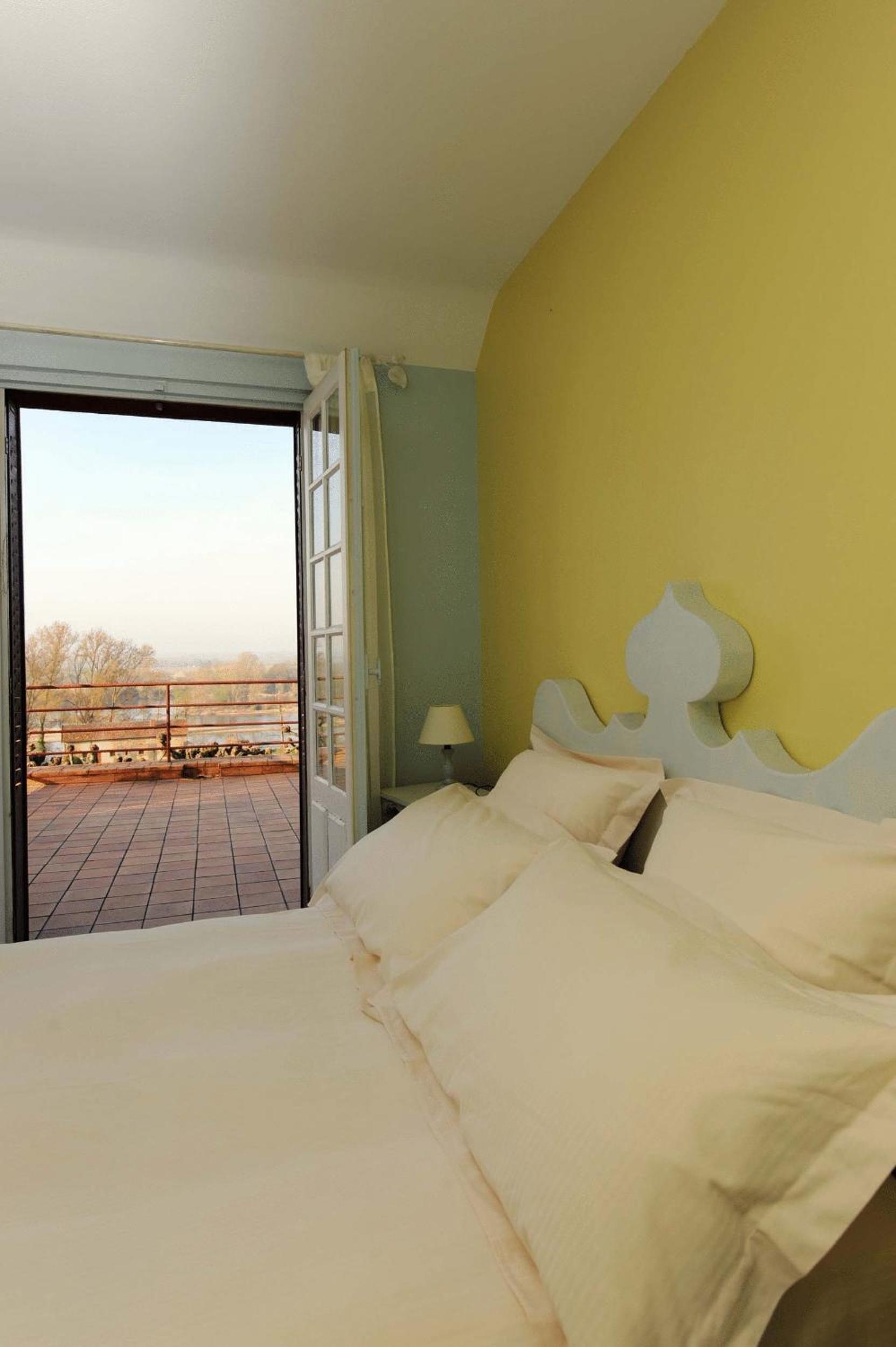 HOTEL LE COQ HARDI 4/51