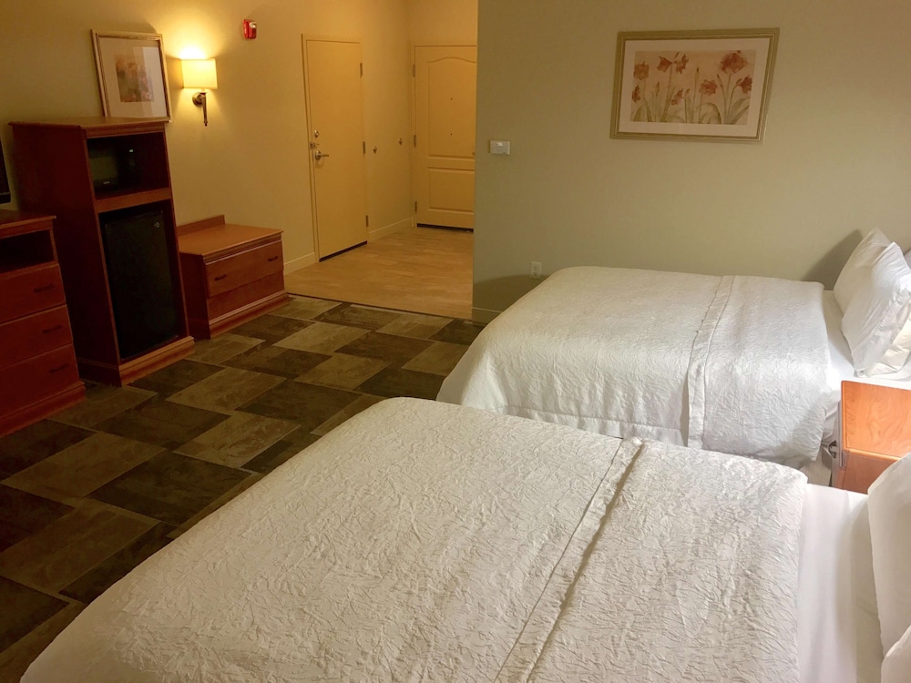 Hampton Inn Garden City, KS 16/33