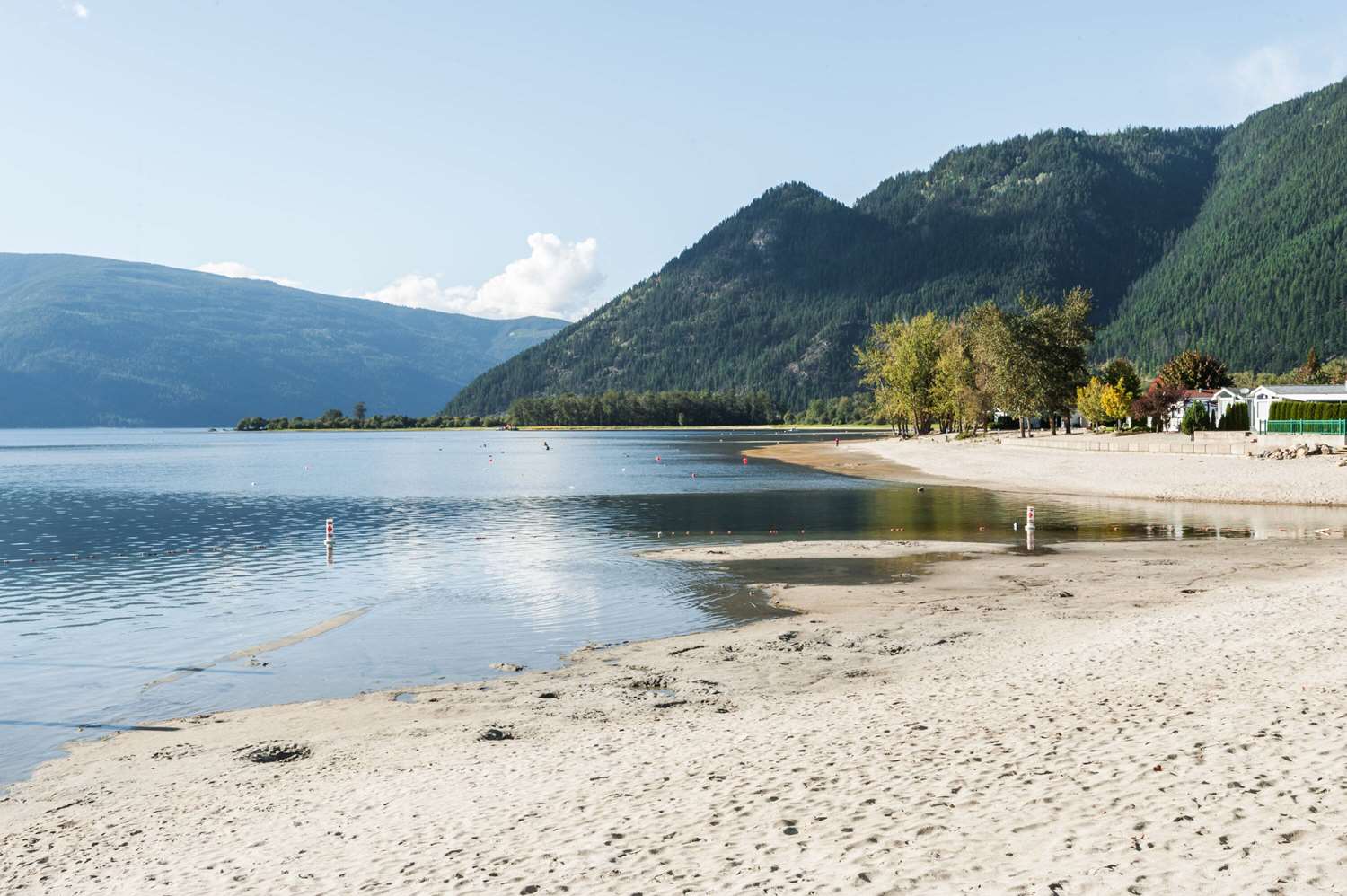 Super 8 by Wyndham Sicamous 17/23