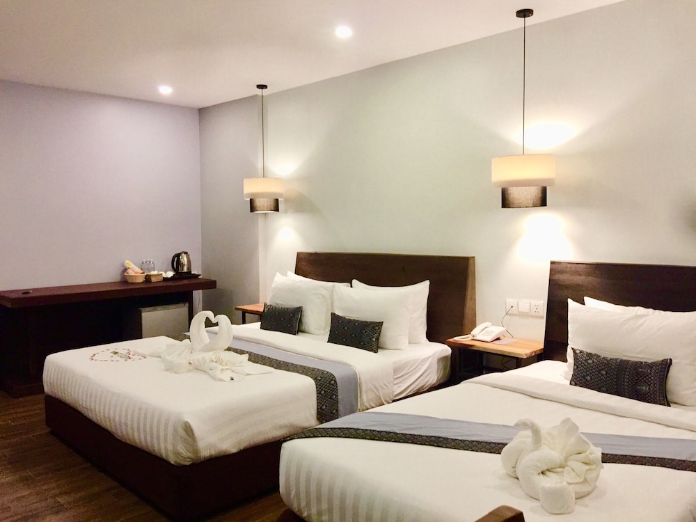 Hotel Five.S 27/78