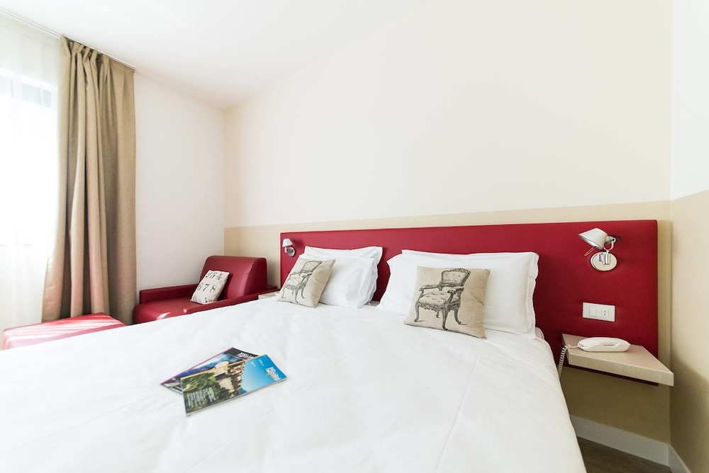AIRPORT HOTEL BERGAMO 14/42
