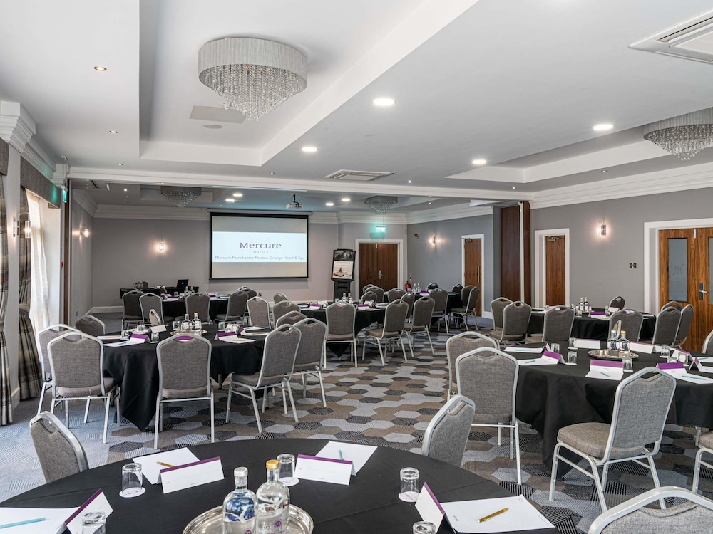 Mercure Manchester Norton Grange Hotel & Spa 60/70