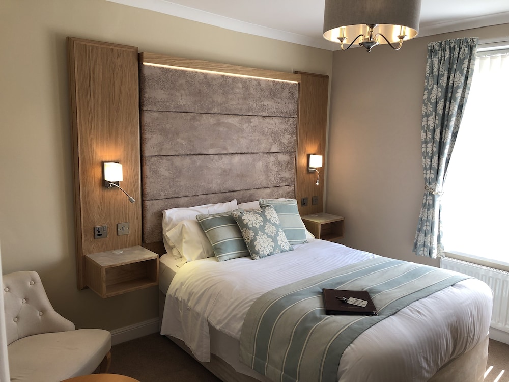 Edgcumbe Guest House 14/32