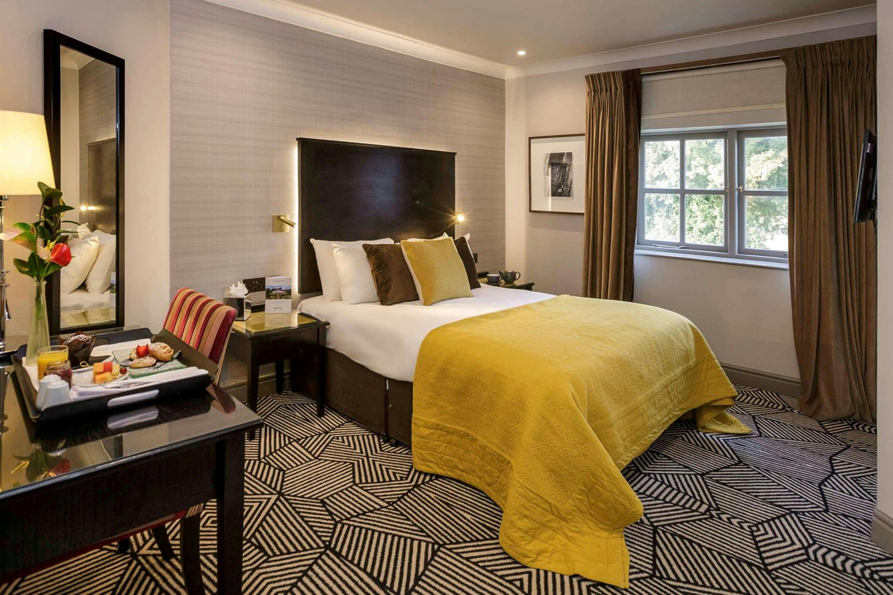 SUPERIOR, DOUBLE BED