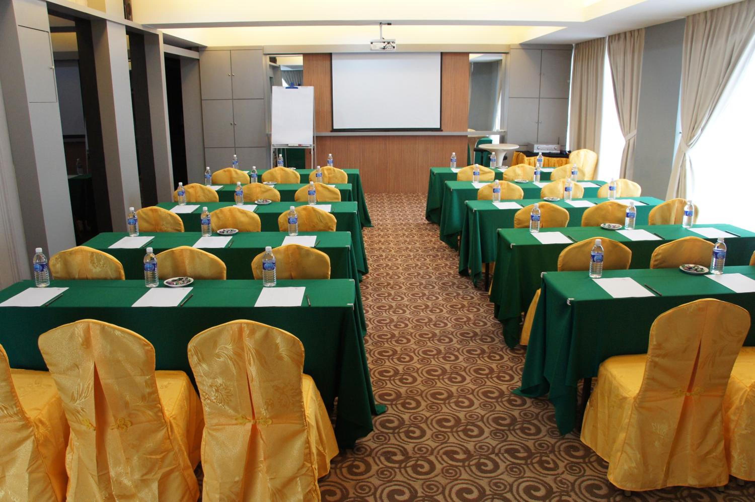Hotel Balik Pulau 42/51