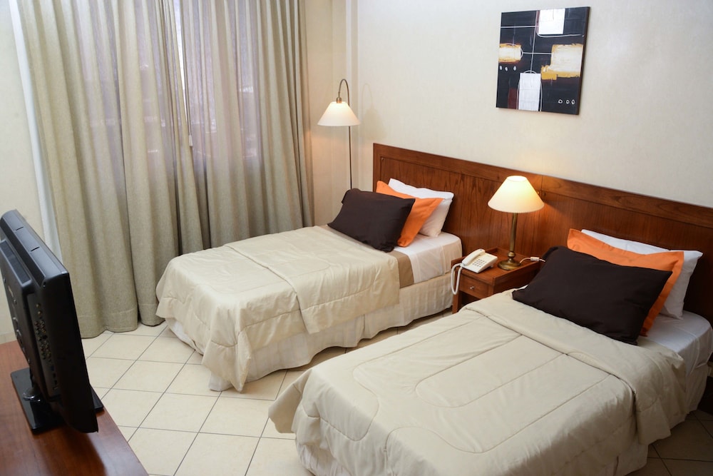Room, Twin Beds