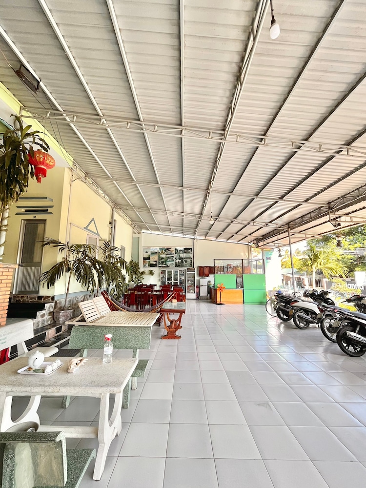 Quoc Dinh Guesthouse 33/42