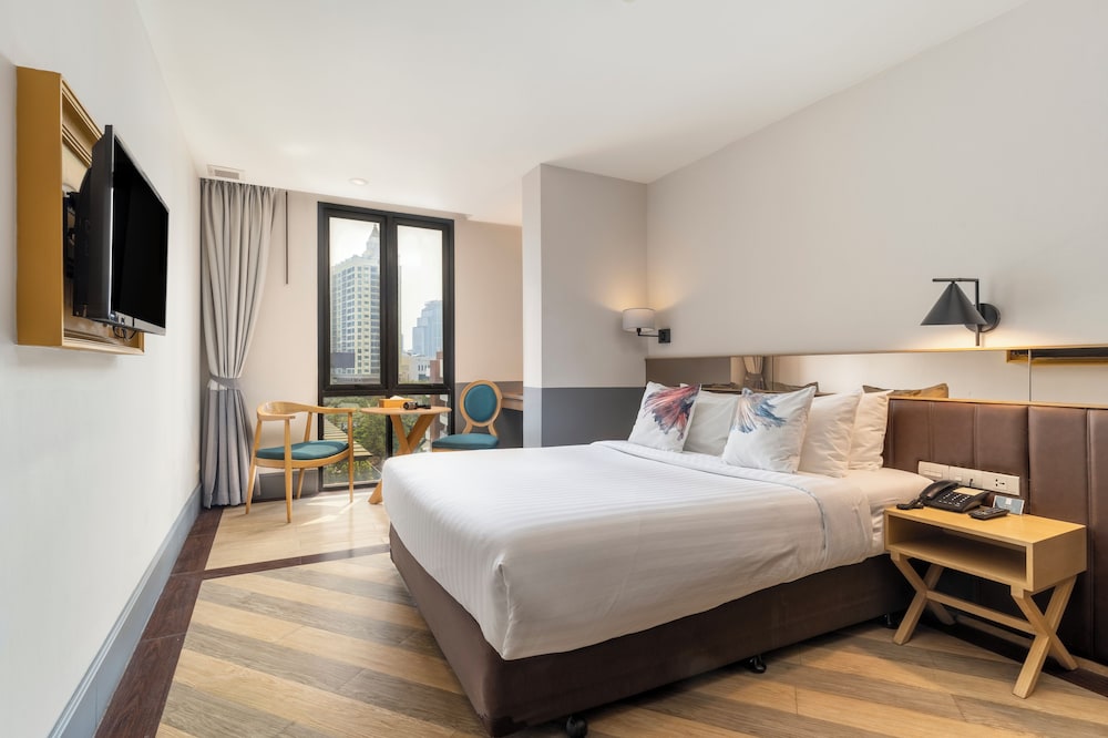 Explorer, Superior, Queen Bed، Vince Hotel Bangkok Pratunam 2/8