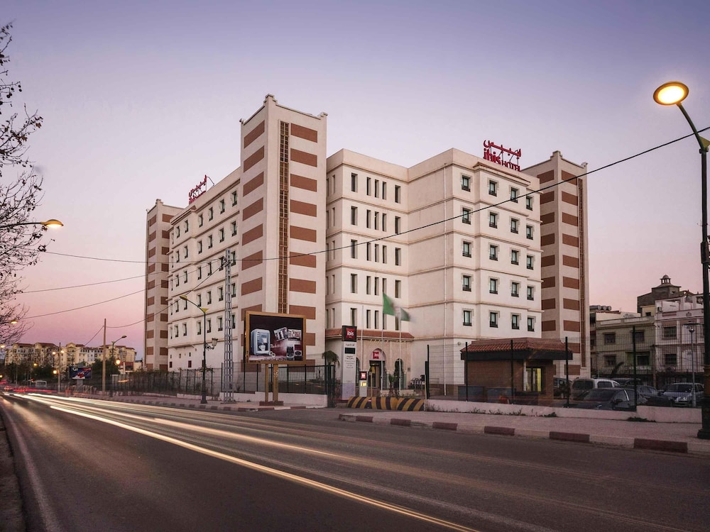 Ibis Tlemcen 46/50