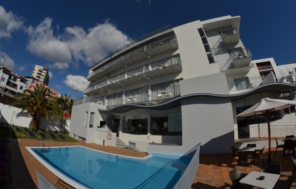 Madeira Bright Star Hotel 4/59