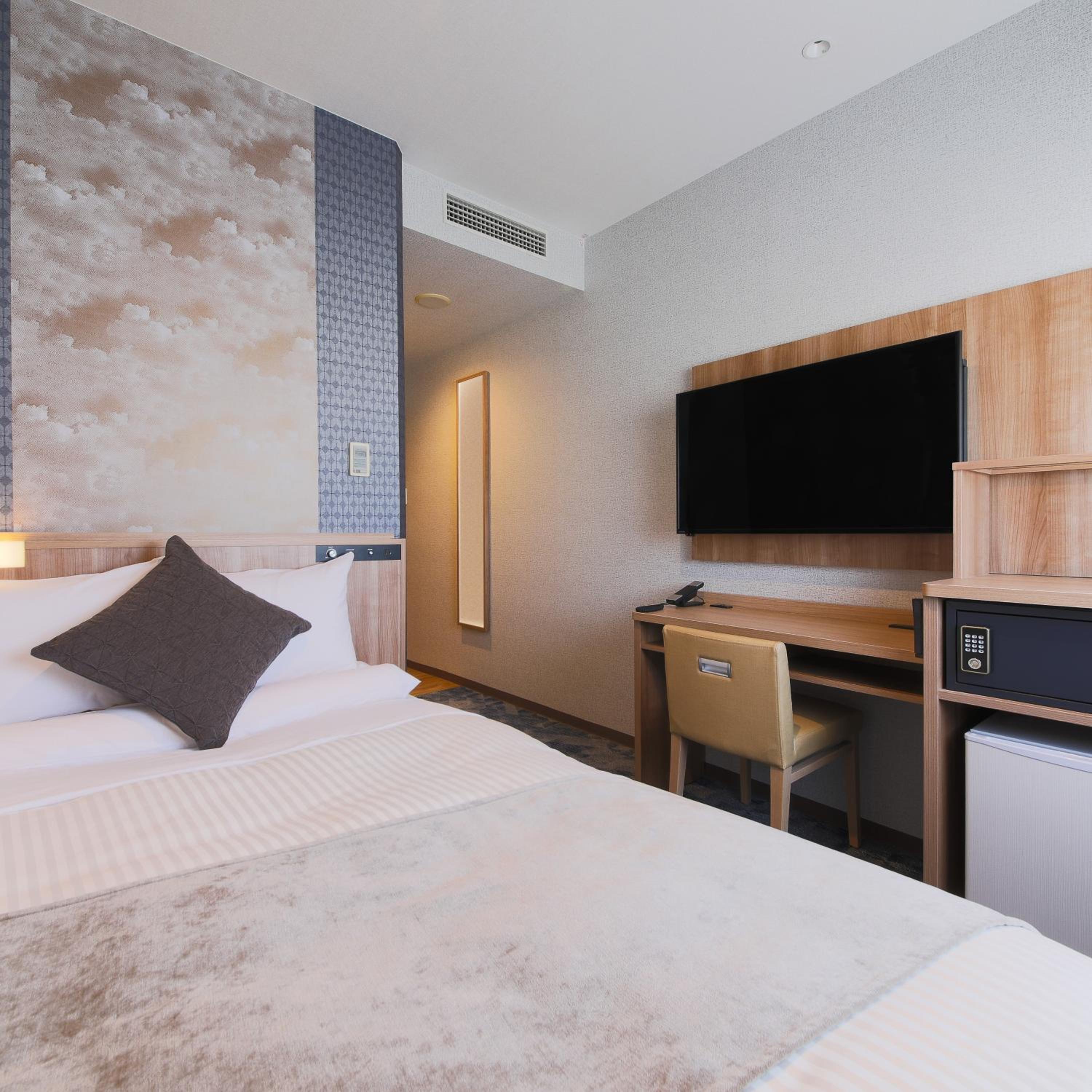 Semi Room, Standard, Semi Double Bed