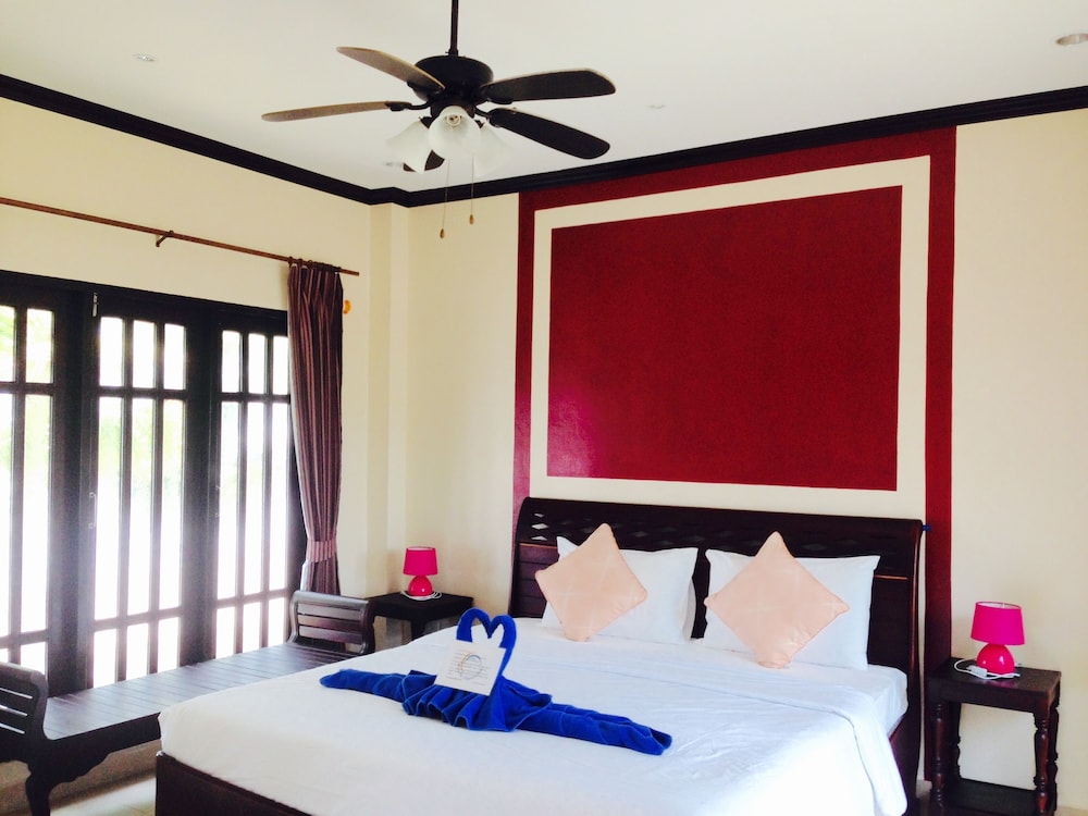 Baan Faa Talaychan Resort 28/65