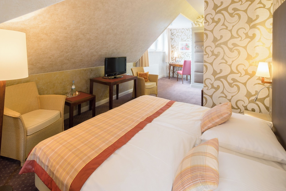 Parkhotel Guldene Berge 10/50