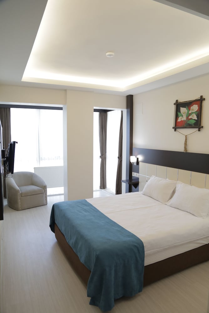 Hotel Buyuk Velic 26/76