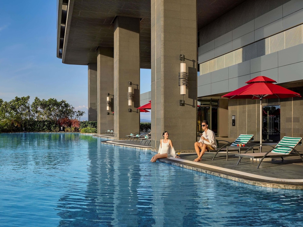 Pullman Hai Phong Grand Hotel 46/50