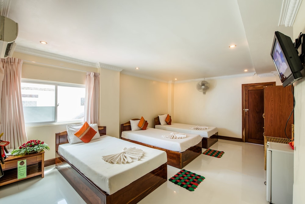 Seng Hout Hotel 20/53