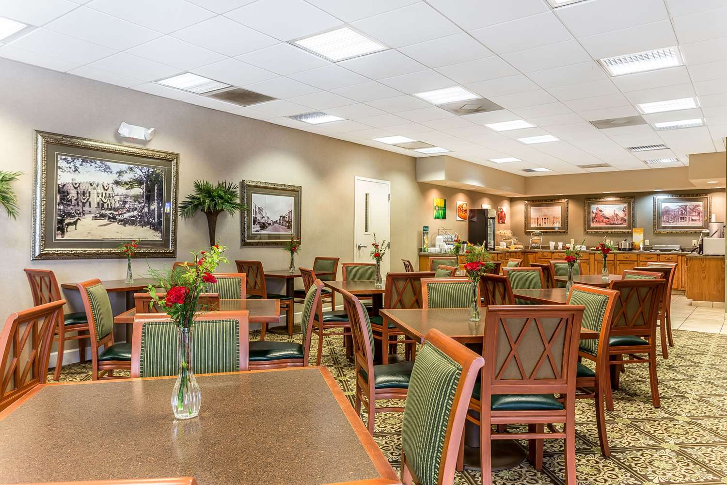 Quality Inn & Suites Georgetown 27/34