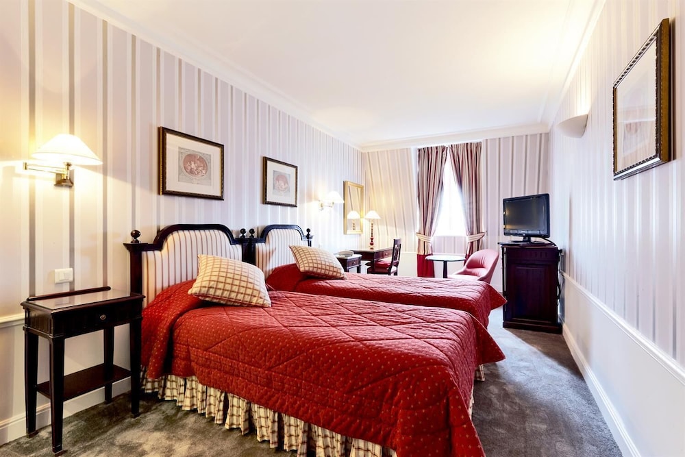 Golden Tulip Washington Opera Hotel 11/40