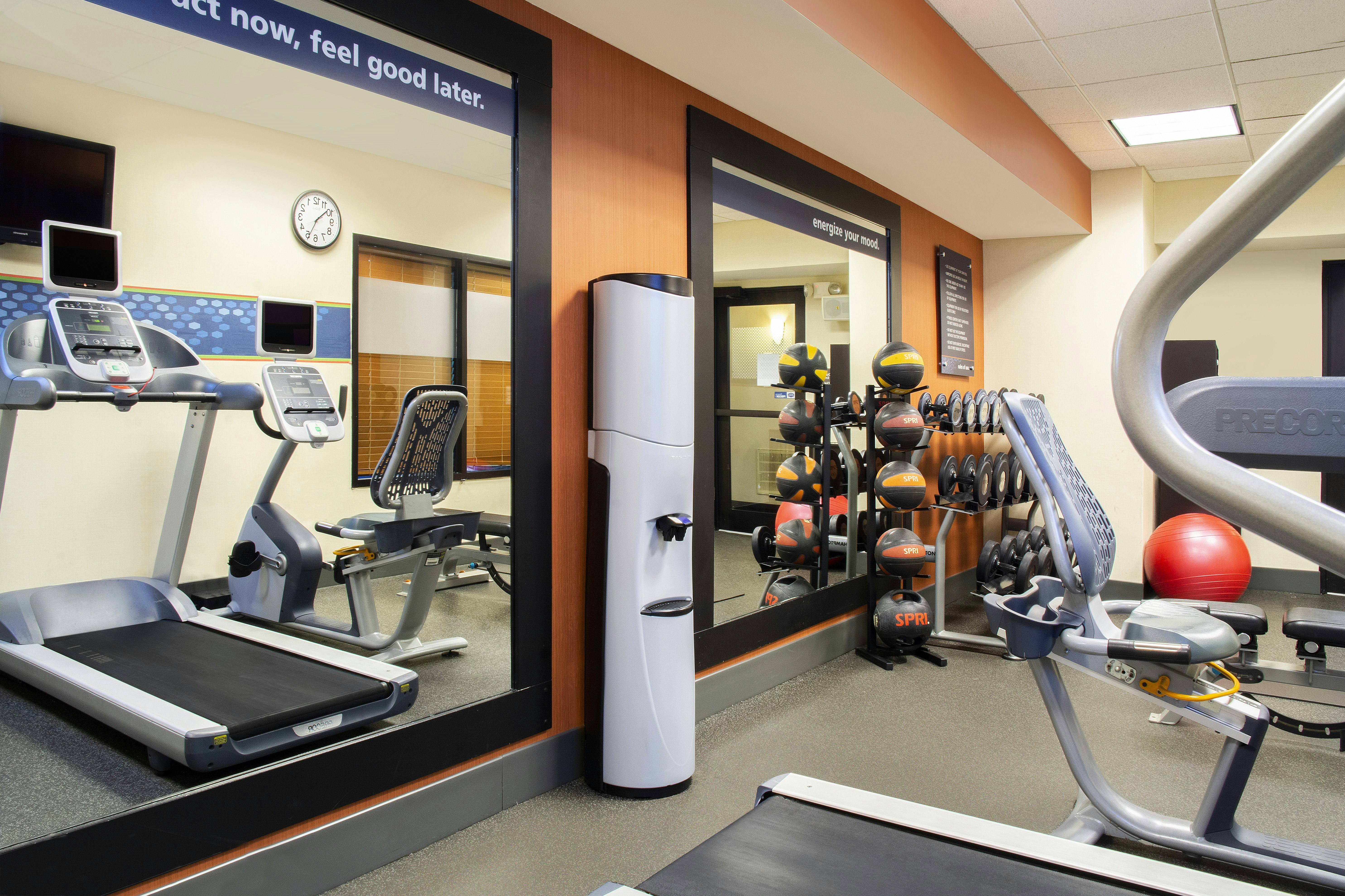 Hampton Inn Merrillville 25/36