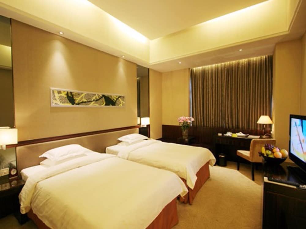 Luxemon Xinjiang Yindu Hotel 9/30