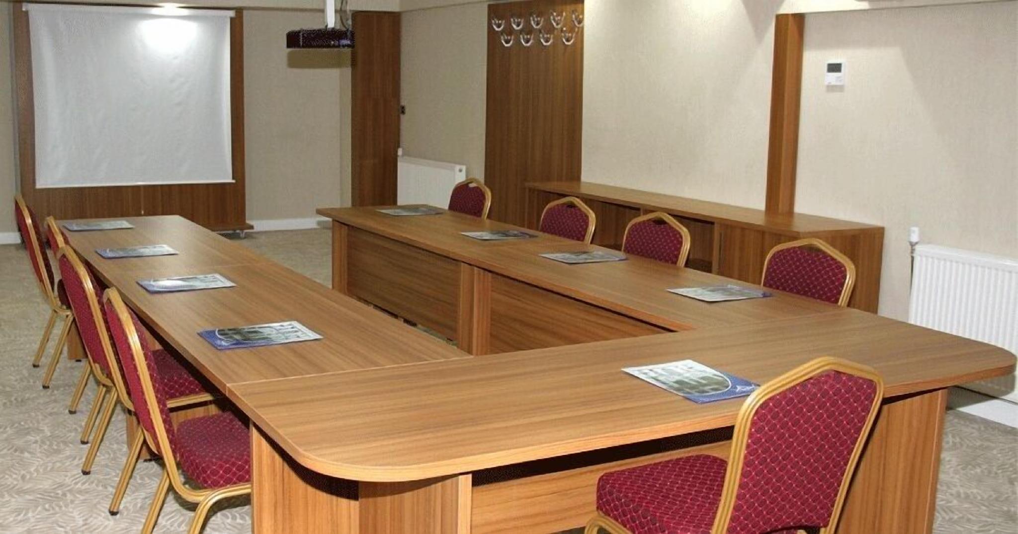 Grand Aras Hotel 13/17