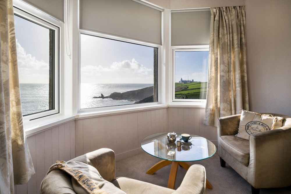 Housel Bay Hotel 48/62