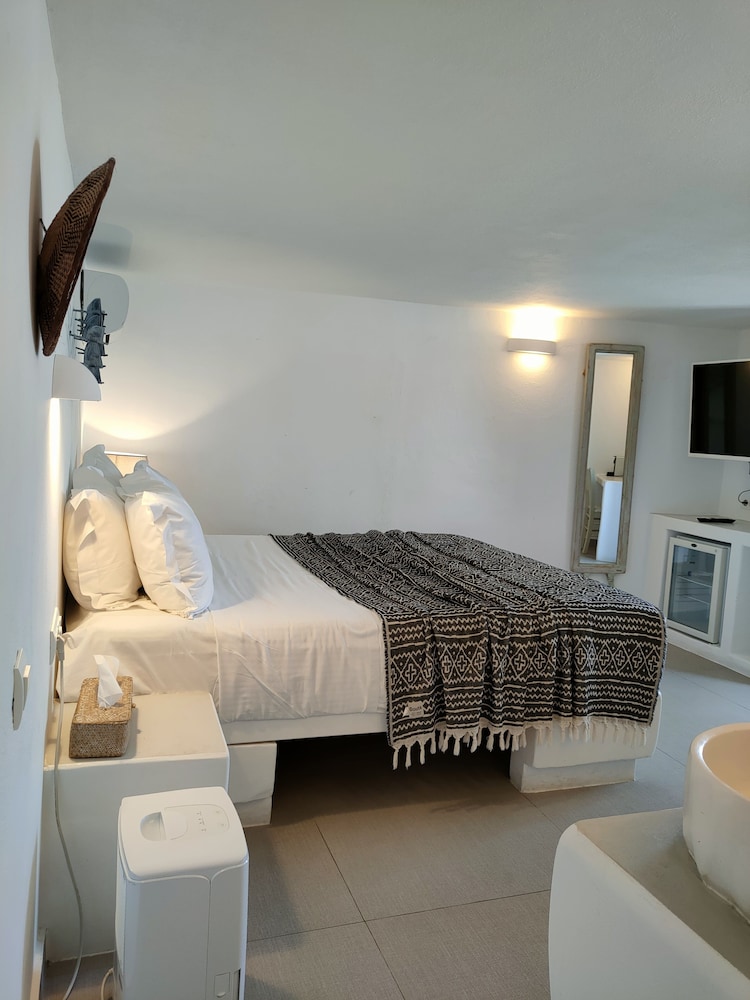 Bohemian Luxury Boutique Hotel - Adults Only 17/50