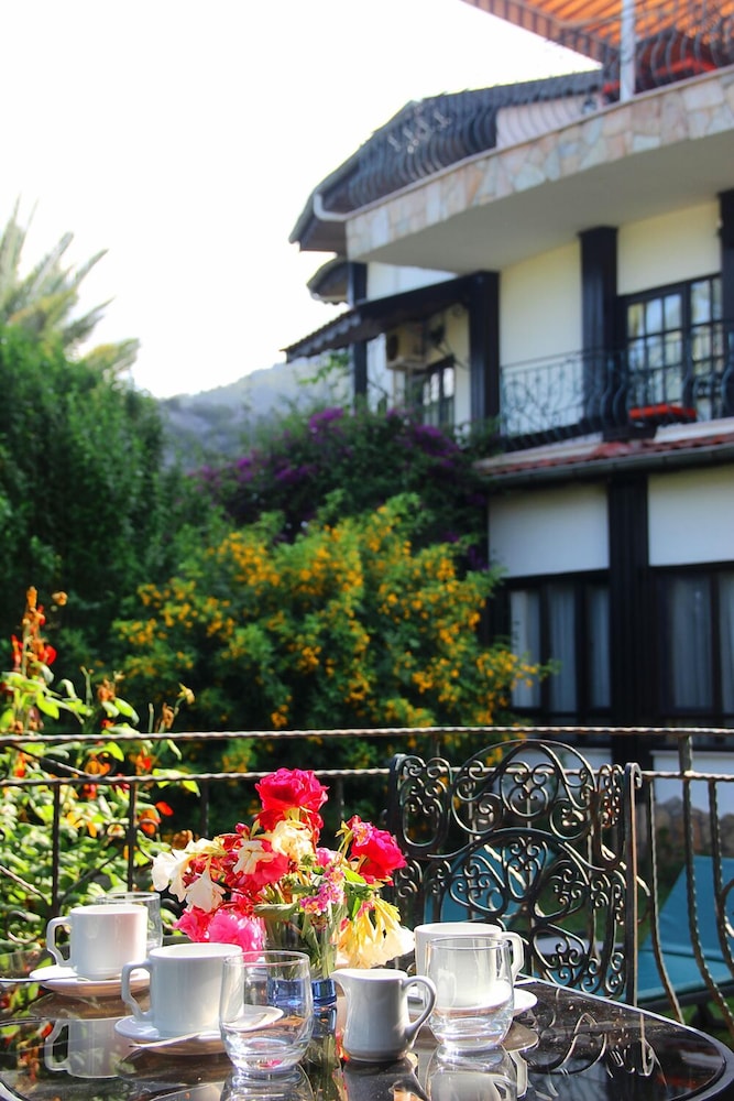 Anatolia Resort 7/96