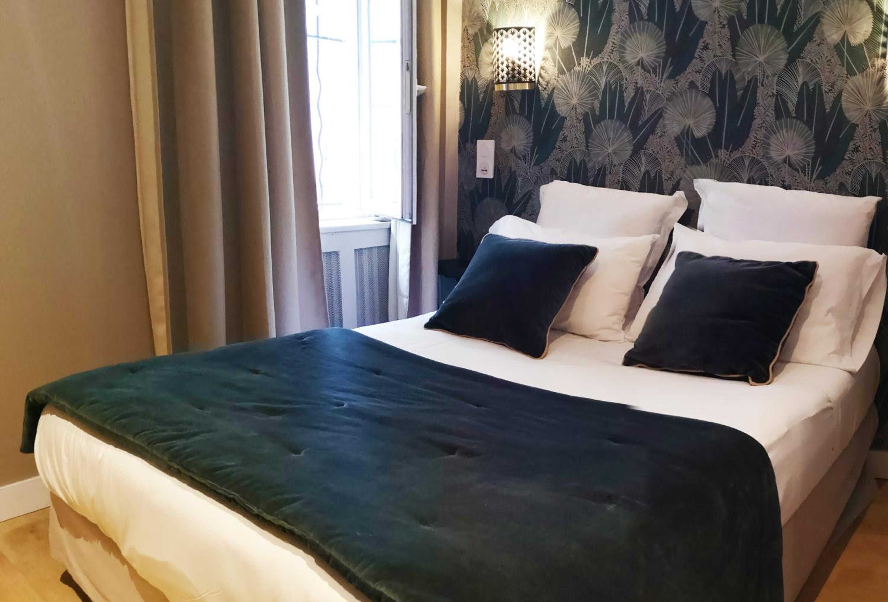 Room, Double Bed, HOTEL HIPPODROME 4/10